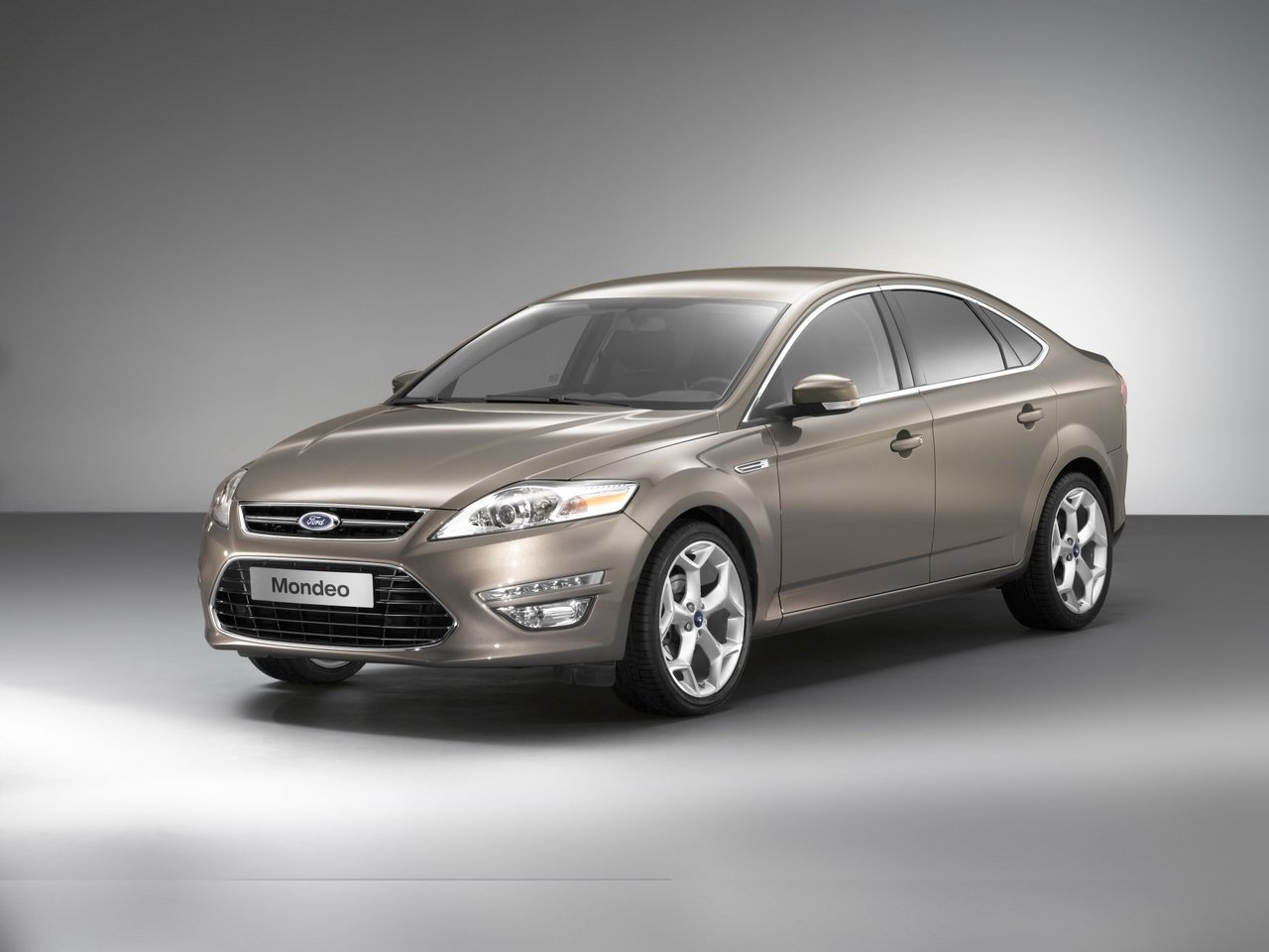 Auto Fußmatten Ford Mondeo (2010-2014)