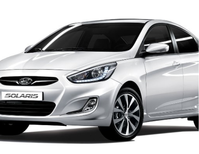 Auto Fußmatten Hyundai Solaris (2011-2014)