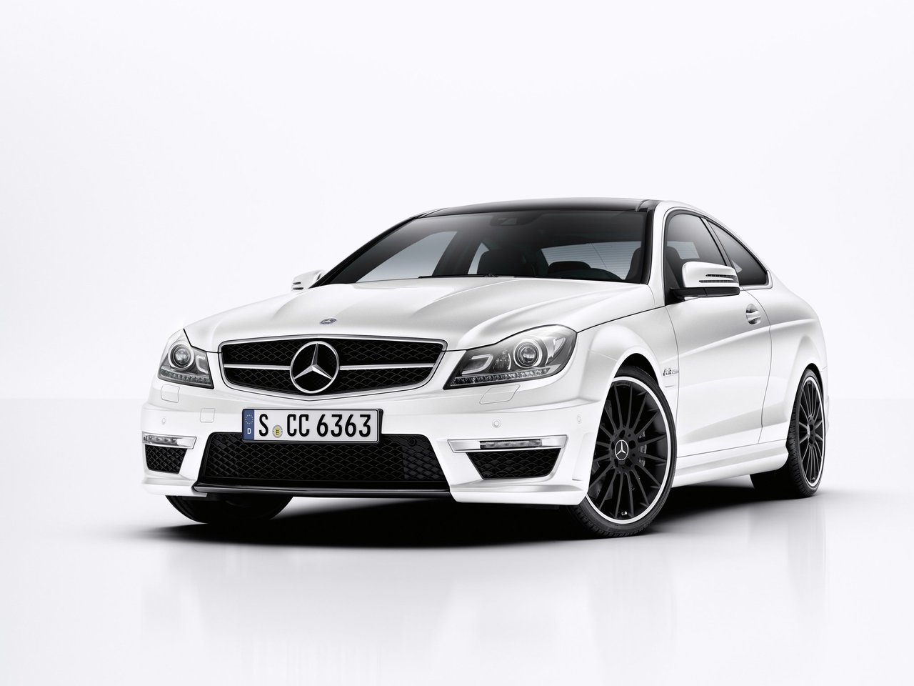 Auto Fußmatten Mercedes-Benz W204 C-Class (2011-2015)