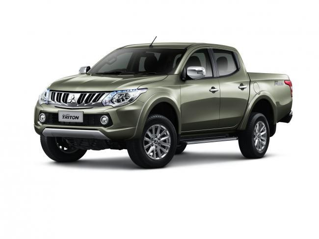 Auto Fußmatten Mitsubishi L200 (2015-…)