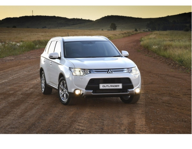 Auto Fußmatten Mitsubishi Outlander (2014-2023)