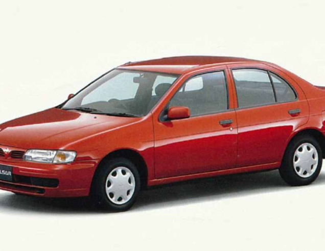 Auto Fußmatten Nissan Almera (1995-2000)
