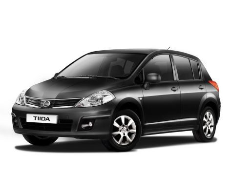 Auto Fußmatten Nissan Tiida (2004-2011)